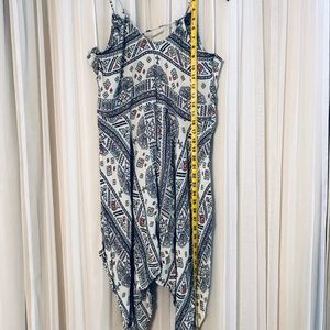 Cute straps summer dress